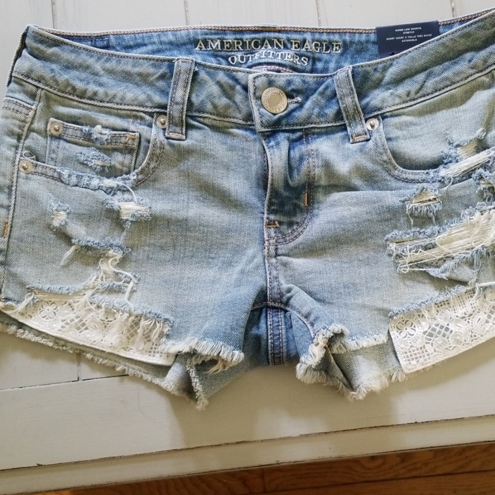 Shorty shorts